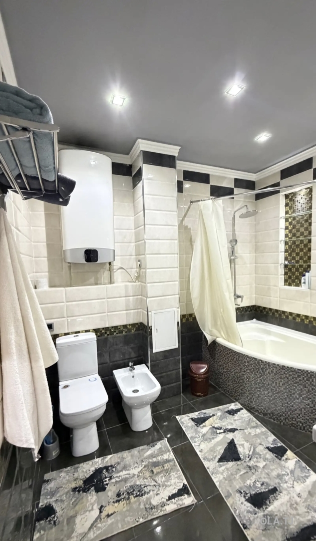 3 комнатная квартира, 5 этаж, 127 м²