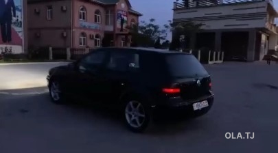 Volkswagen Golf,  2000