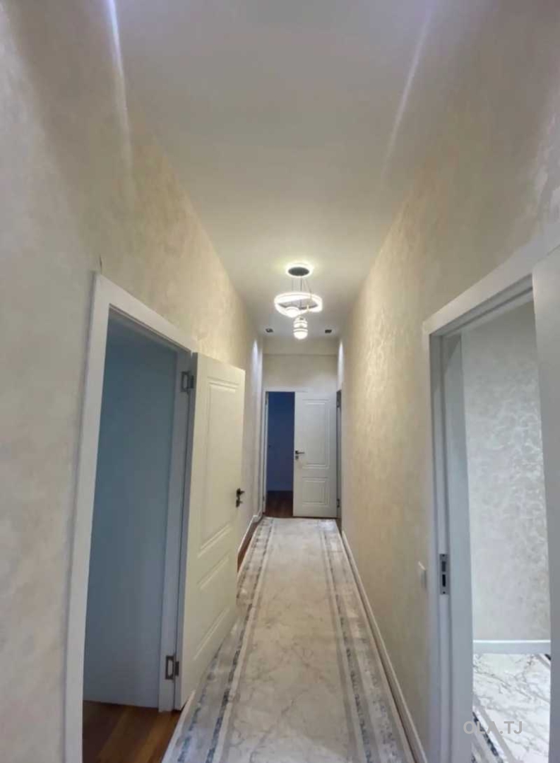 3 комнатная квартира, 20 этаж, 62 м²