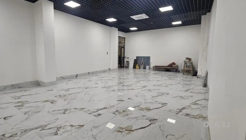 Офис в аренду, В жилом доме, 100 м²