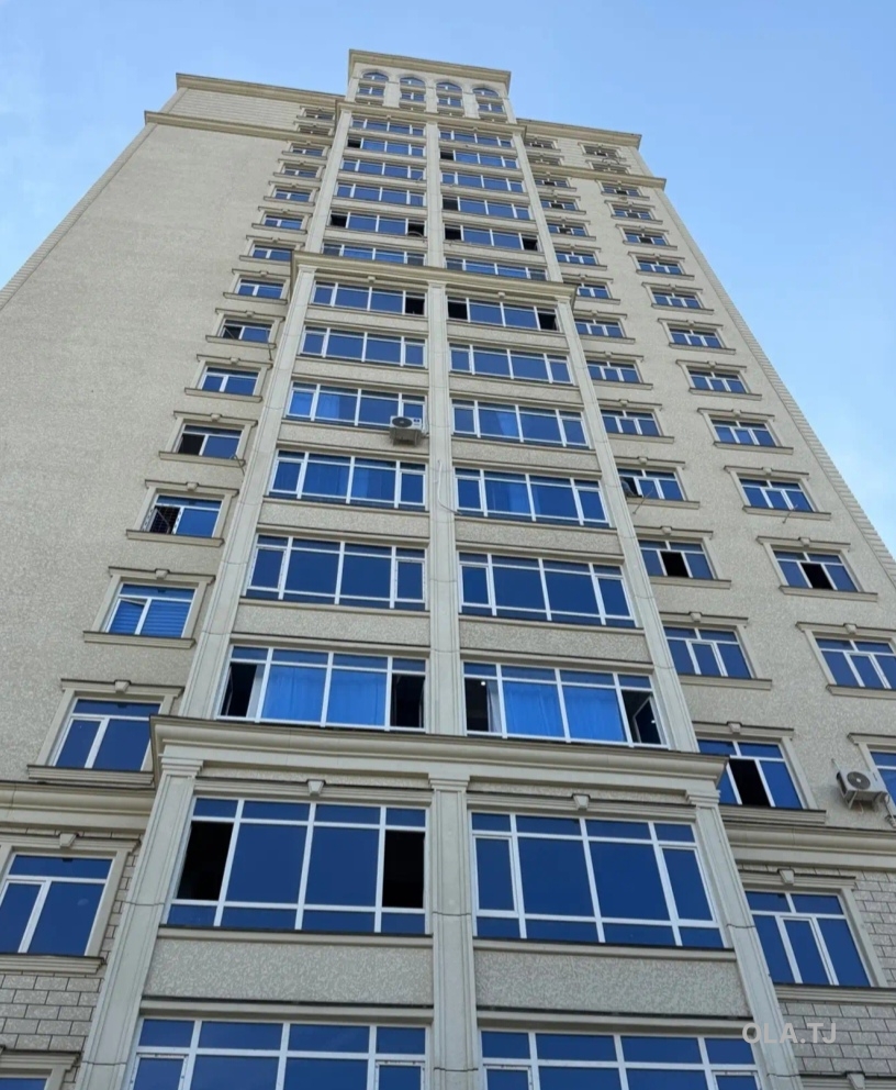 3 комнатная квартира, 17 этаж, 92 м²