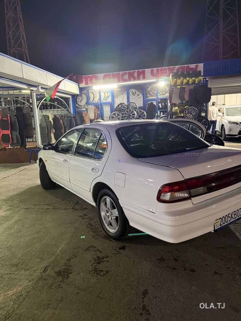 Nissan Maxima,  1998