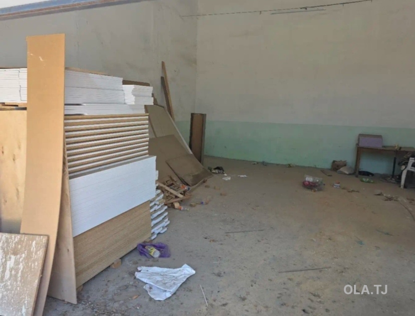 Офис в аренду, В жилом доме, 650 м²