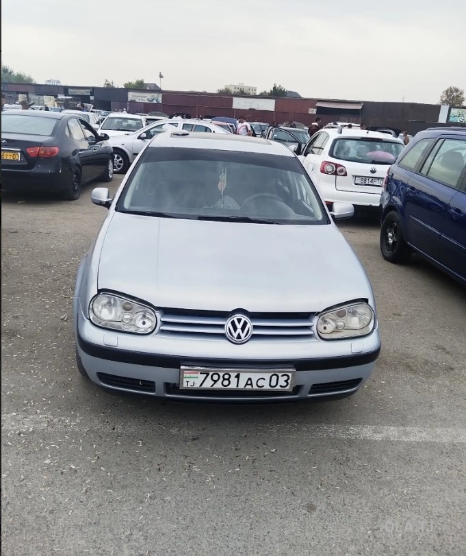 Volkswagen Golf,  1998