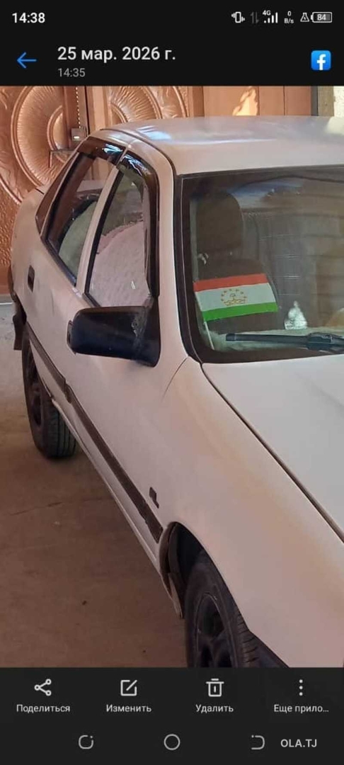 Opel Vectra A,  1990