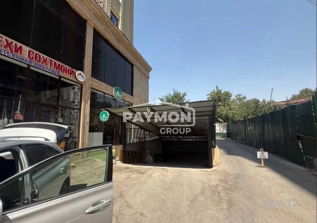 Помещение под свободное назначение, 300м²