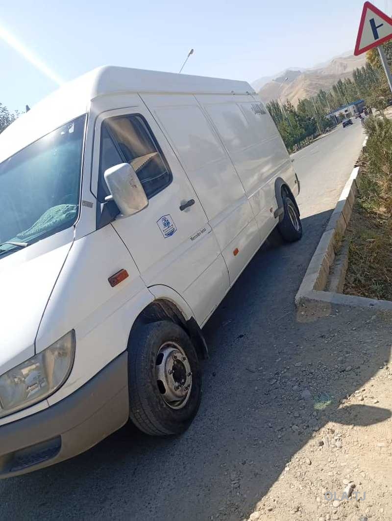 Фургон Mercedes-Benz Sprinter, 2006