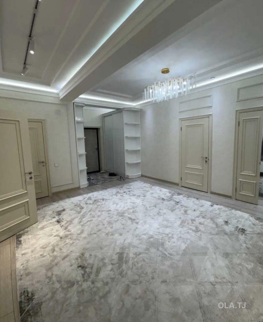 3 комнатная квартира, 13 этаж, 53 м²