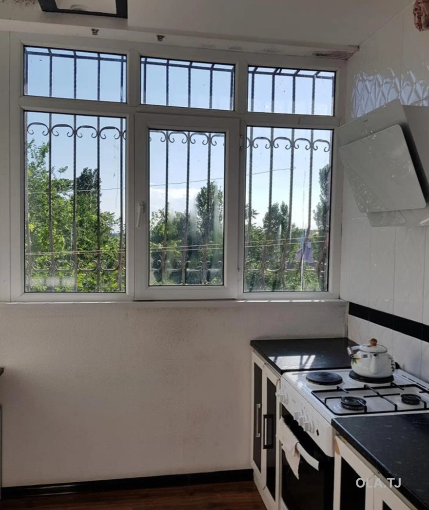 4 комнатная квартира, 4 этаж, 100 м²
