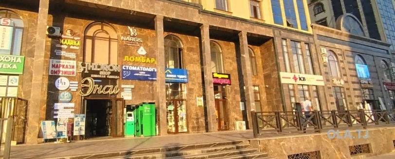 Офис в аренду, В бизнес-центре, 120 м²