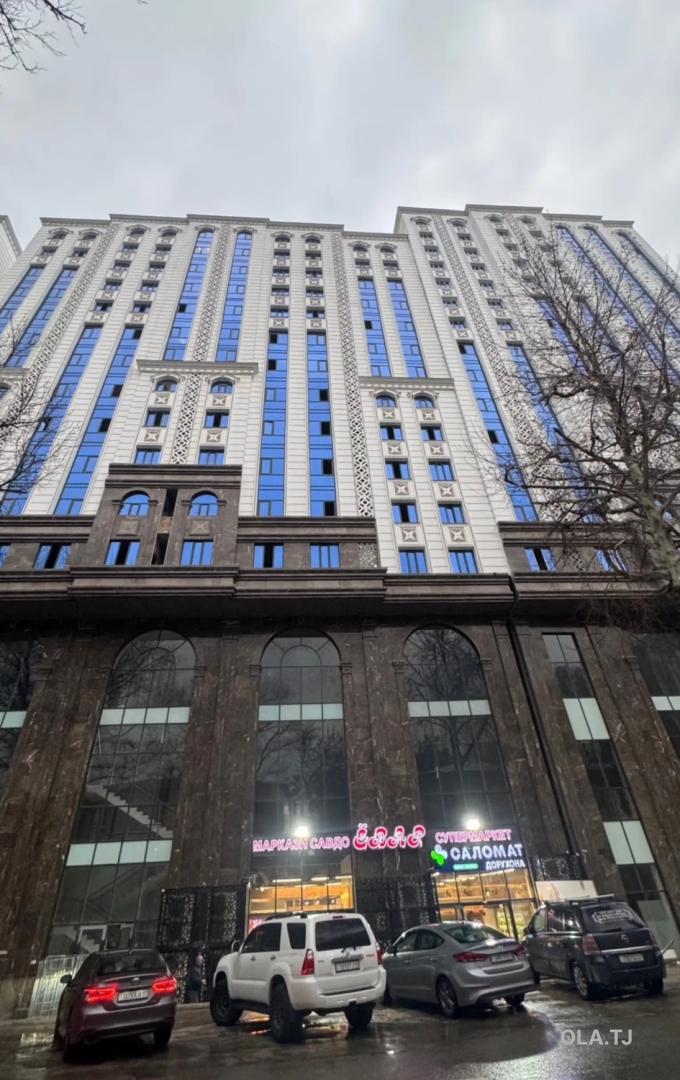 3 комнатная квартира, 10 этаж, 157 м²
