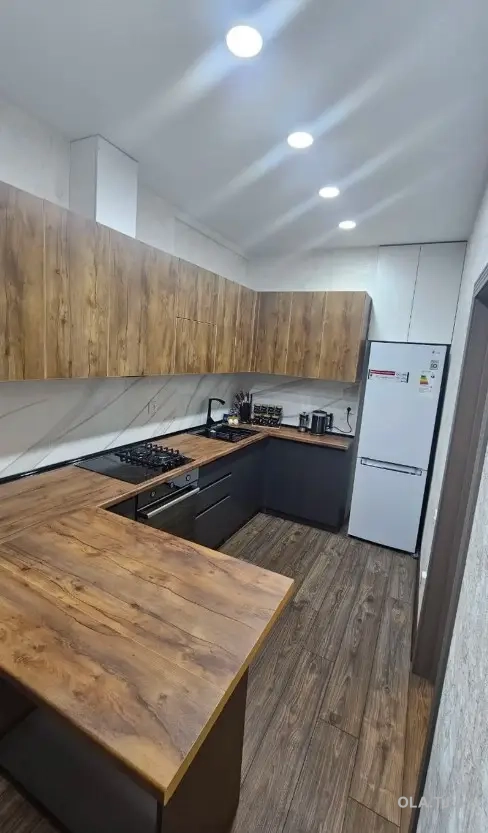 2 комнатная квартира, 7 этаж, 70 м²