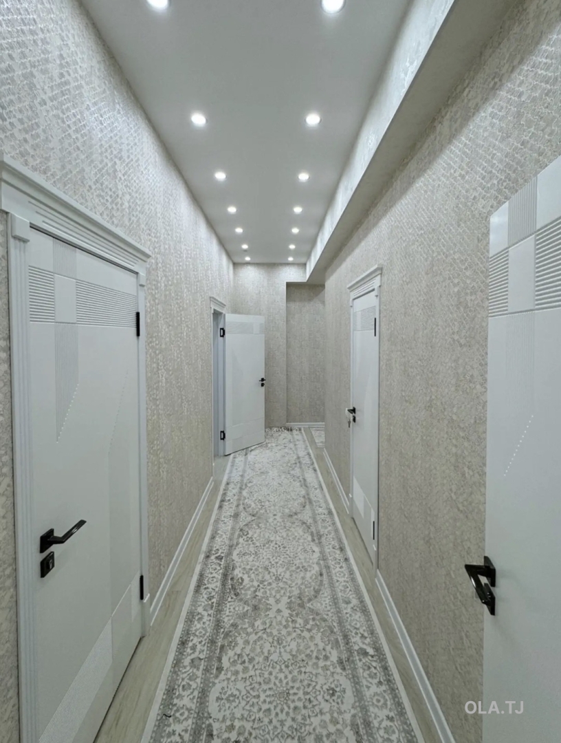2 комнатная квартира, 8 этаж, 70 м²