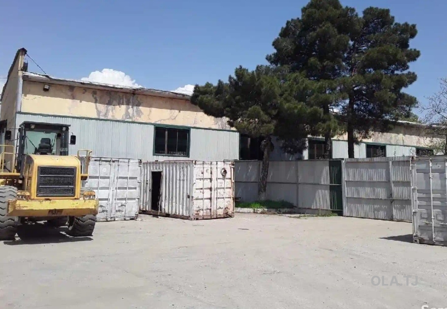 Помещение под свободное назначение, 2100м², Чамоати Крим Исмоил