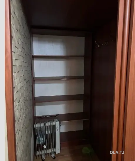 4 комнатная квартира, 3, 100 м²