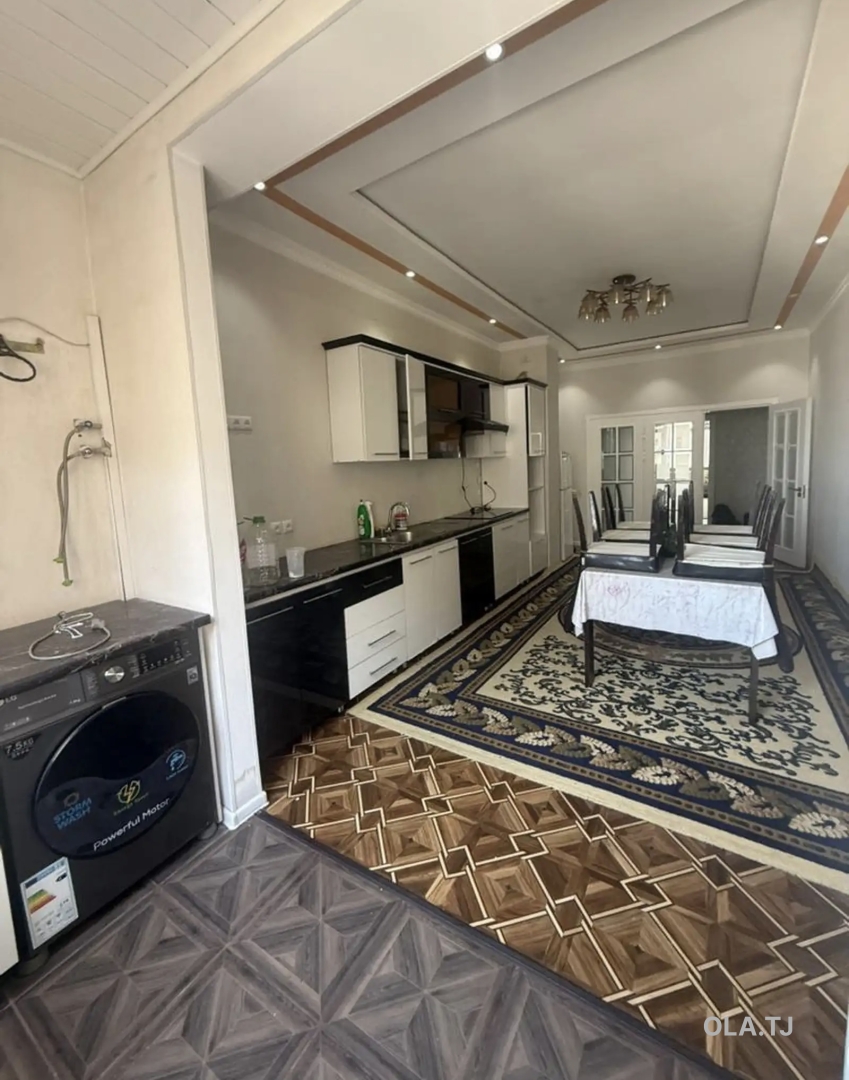 3 комнатная квартира, 16 этаж, 130 м²