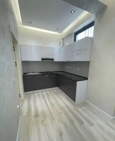 3 комнатная квартира, 8 этаж, 91 м²