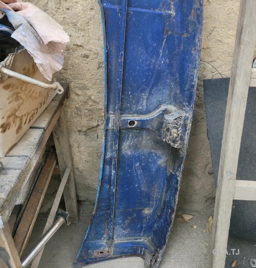 Капот Mercedes benz