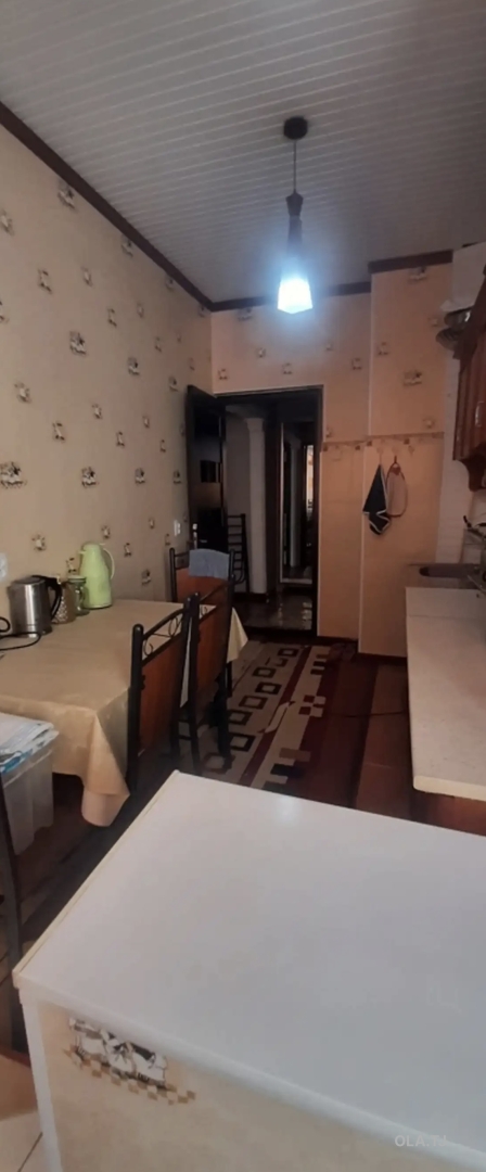 3 комнатная квартира, 8 этаж, 80 м²