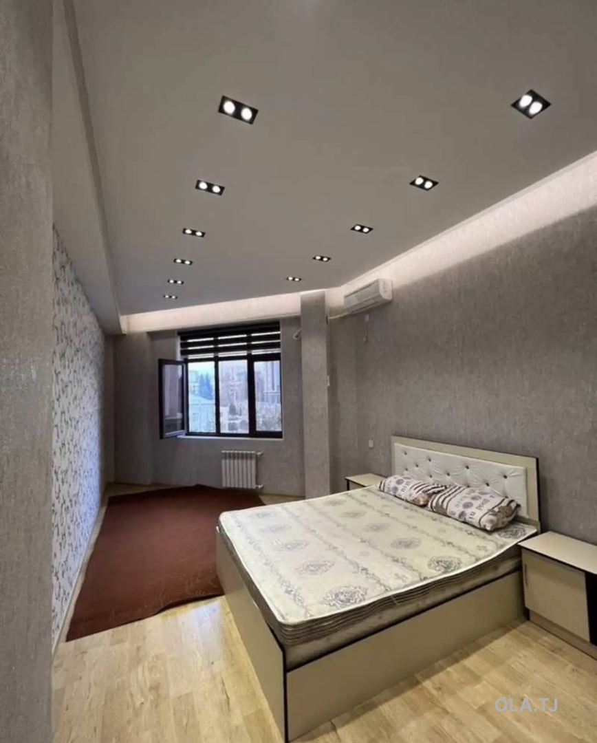 3 комнатная квартира, 2 этаж, 120 м²