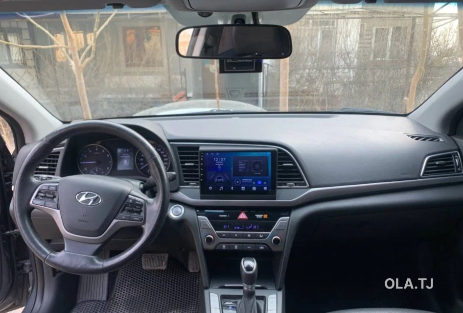 Hyundai Avante,  2017