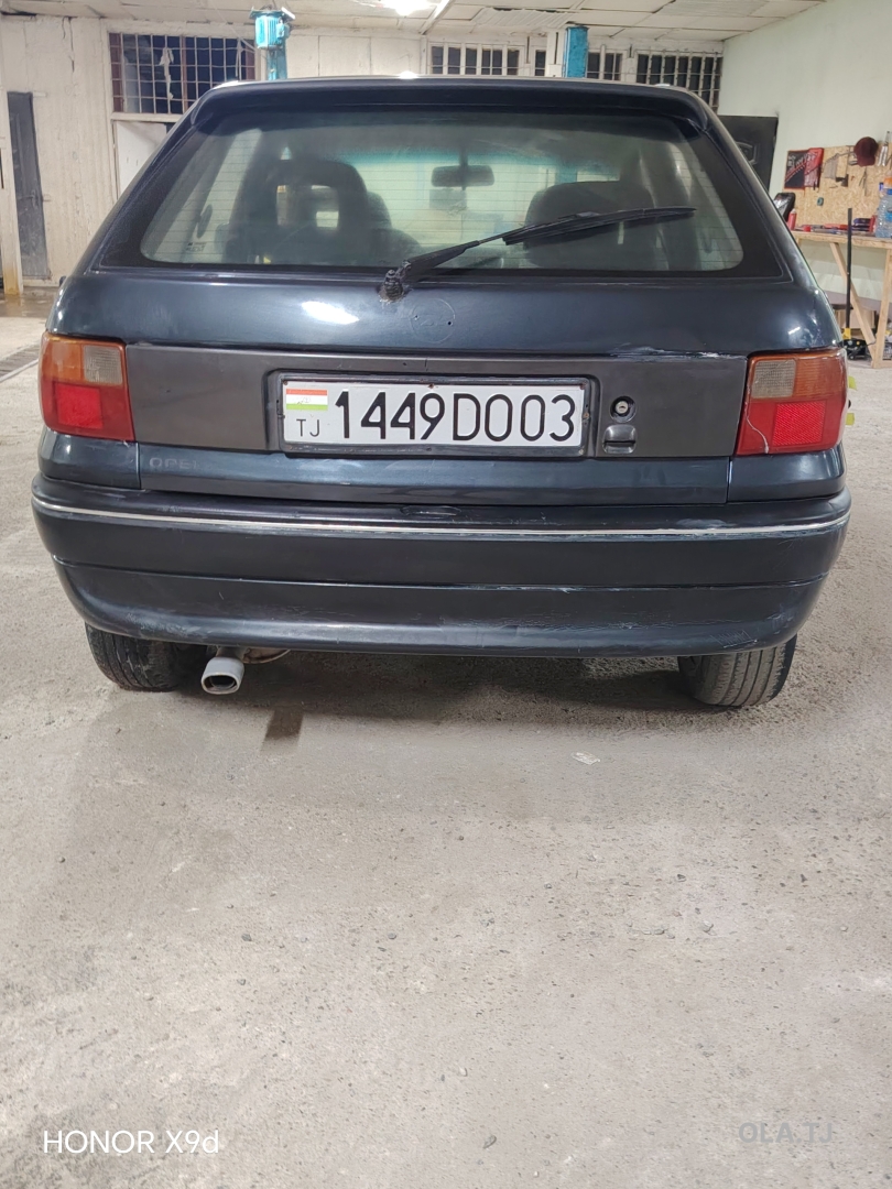 Opel Astra F,  1995