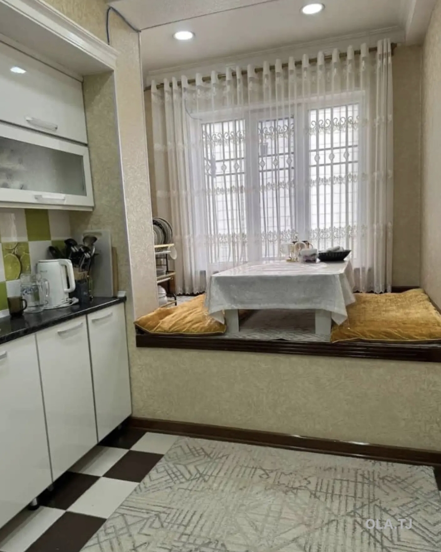 3 комнатная квартира, 8 этаж, 110 м²