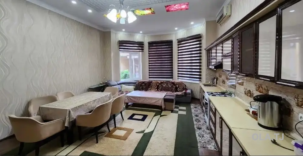 Дом (хавли), 7 комнат,