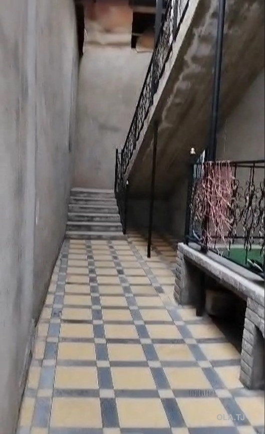 Дом (хавли), 5 комнат, 2 эт