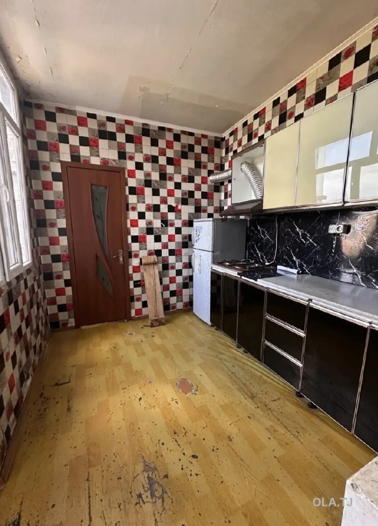 3 комнатная квартира, 6 этаж, 64 м²