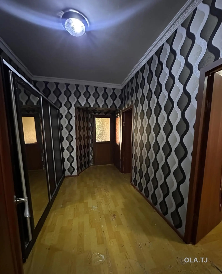 3 комнатная квартира, 6 этаж, 70 м²