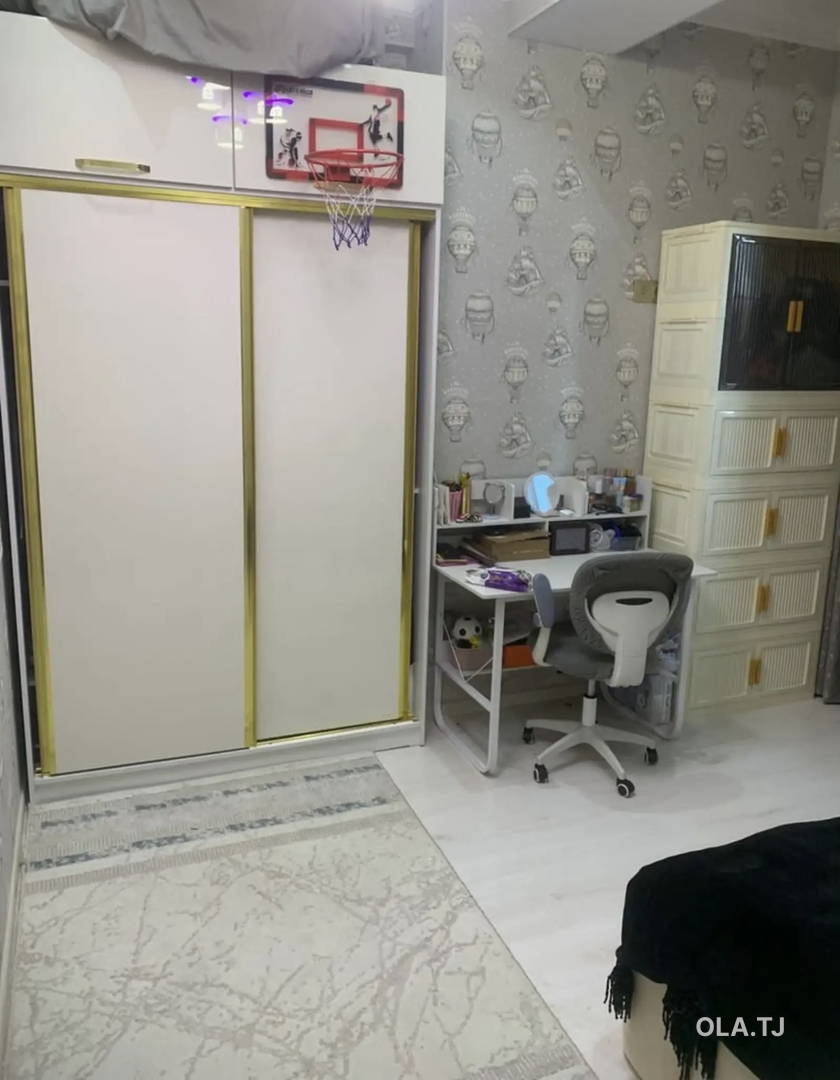 3 комнатная квартира, 6 этаж, 75 м²