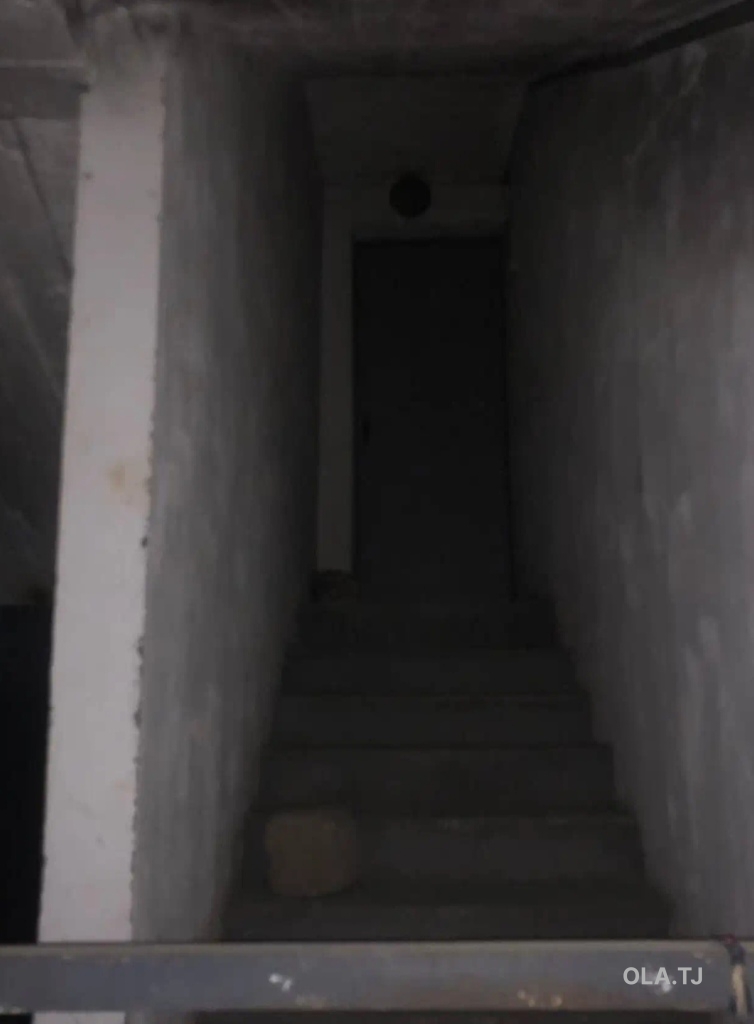 Склад на продажу, 325 м²