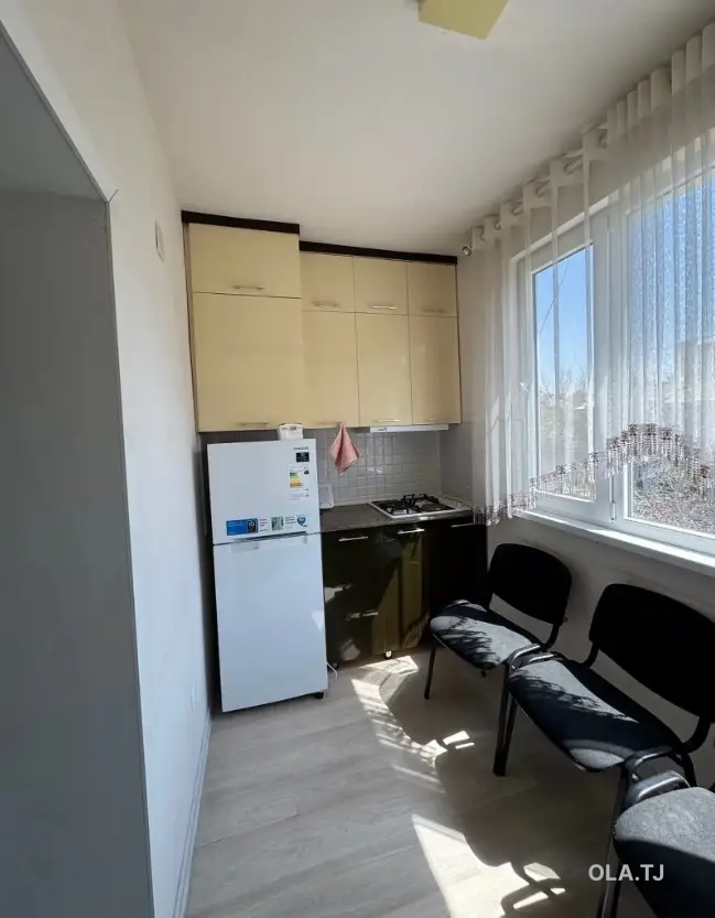 3 комнатная квартира, 3 этаж, 70 м²