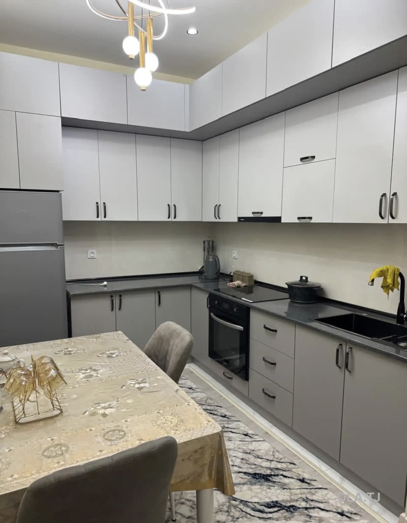 2 комнатная квартира, 10 этаж, 67 м²