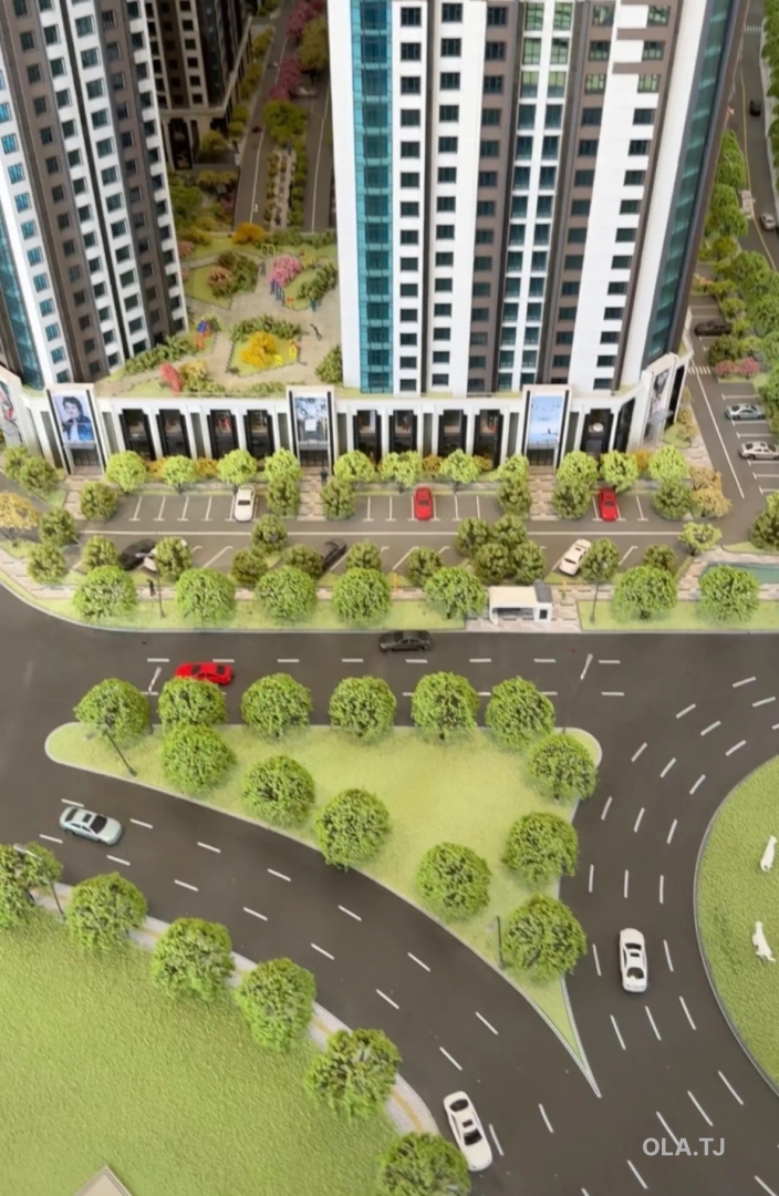 4 комнатная квартира, 17, 127 м²