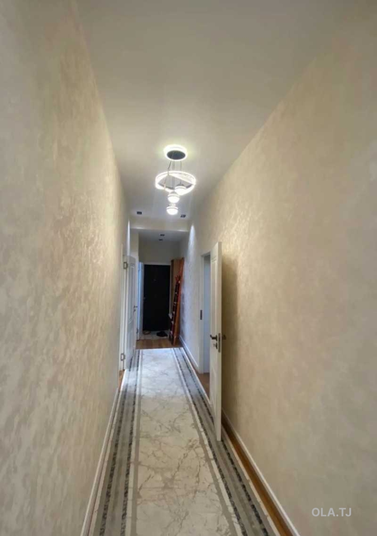 3 комнатная квартира, 20 этаж, 62 м²