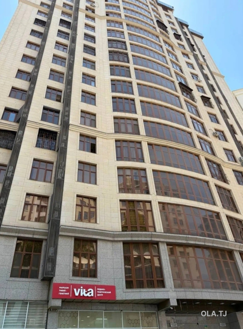 4 комнатная квартира, 15, 134 м²