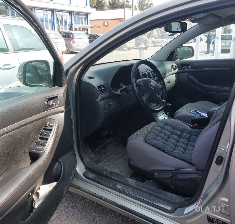 Toyota Avensis,  2008