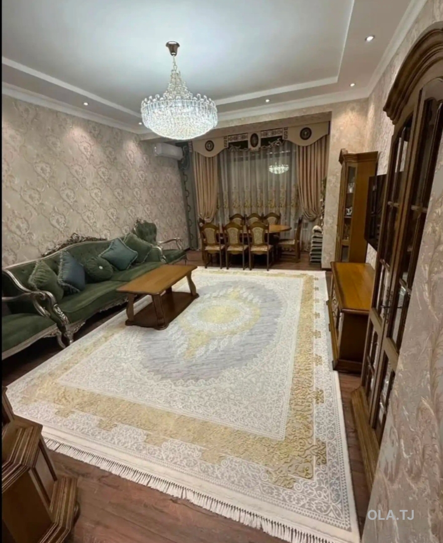 4 комнатная квартира, 5 этаж, 170 м²