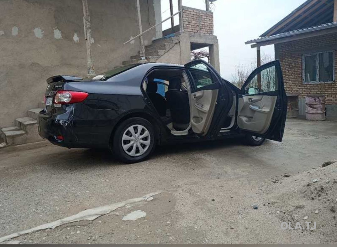 Toyota Corolla,  2012