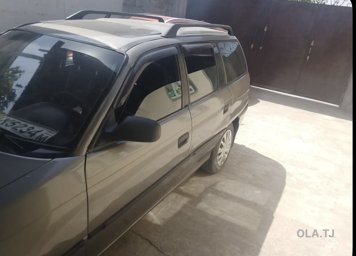 Opel Astra F,  1996