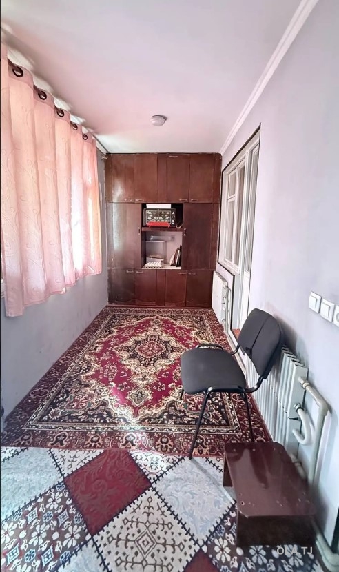 3 комнатная квартира, 1 этаж, 76 м²