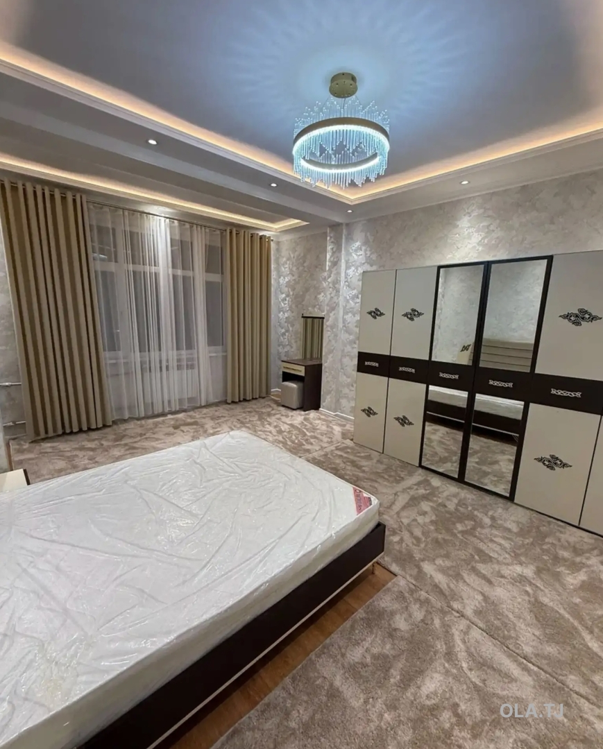 3 комнатная квартира, 3 этаж, 105 м²