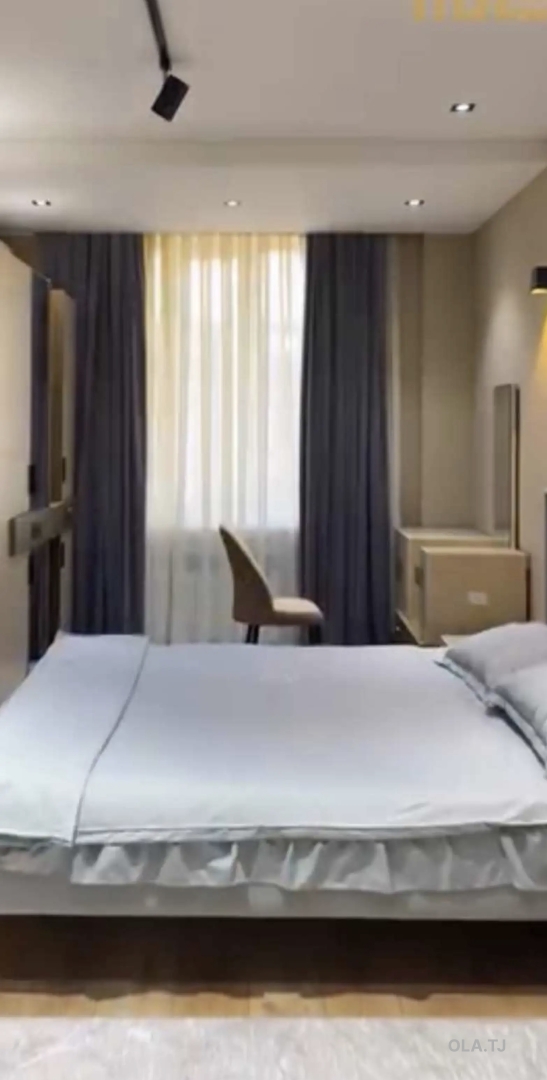 2 комнатная квартира, 10 этаж, 90 м²