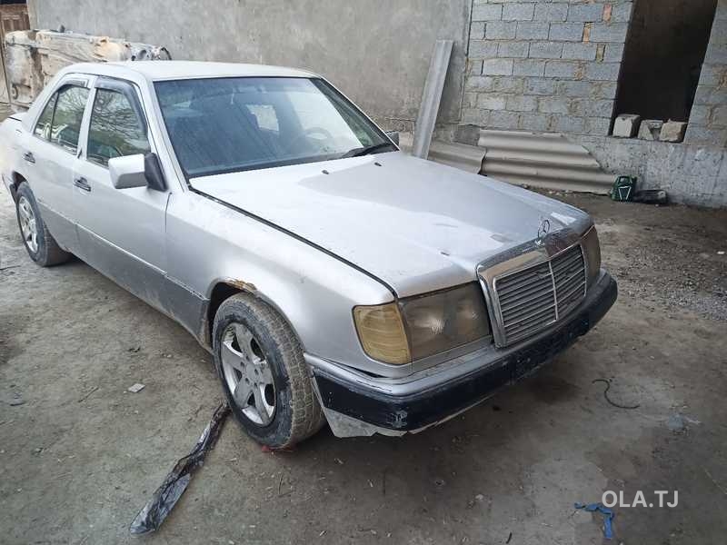 Mercedes-Benz W124,  1992