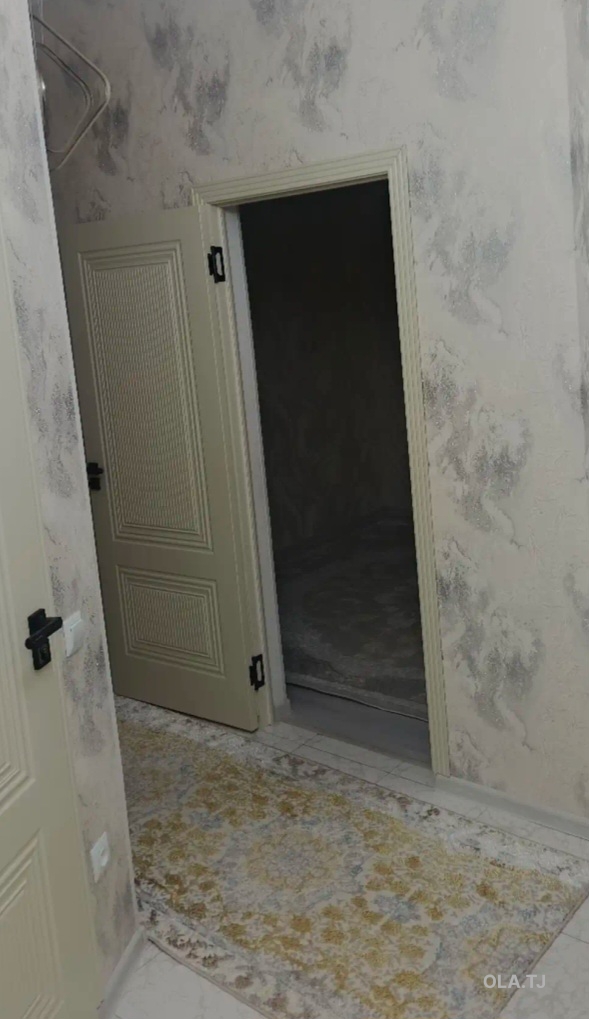 6 комнатная квартира, 3 этаж, 90 м²