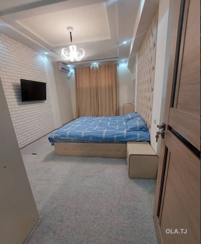 3 комнатная квартира, Цокольный этаж, 95 м²