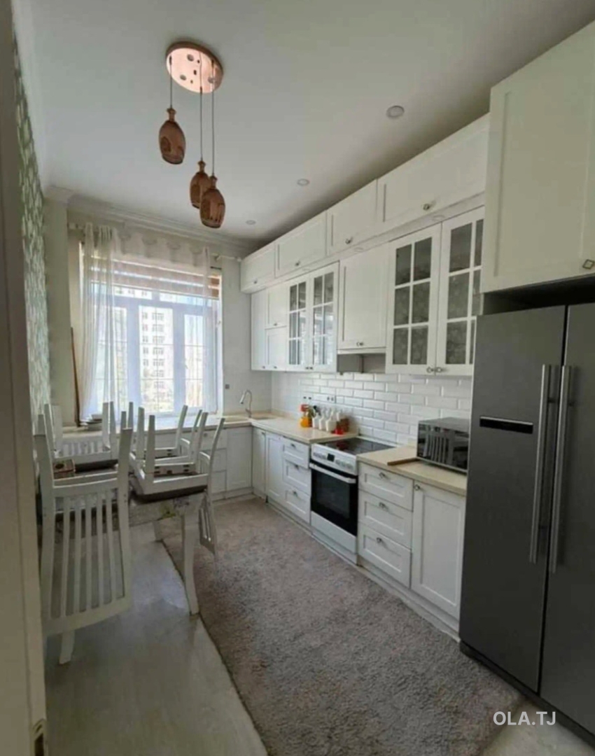 3 комнатная квартира, 4 этаж, 150 м²