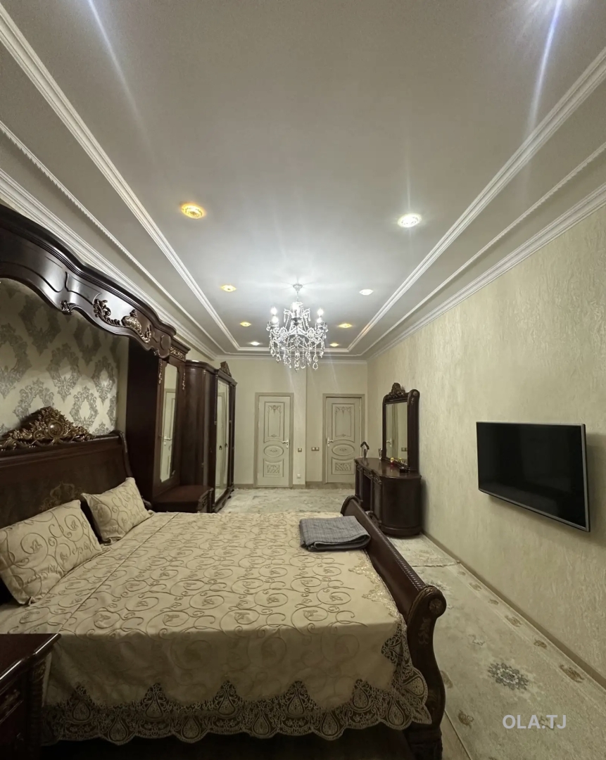 5 комнатная квартира, 9 этаж, 260 м²